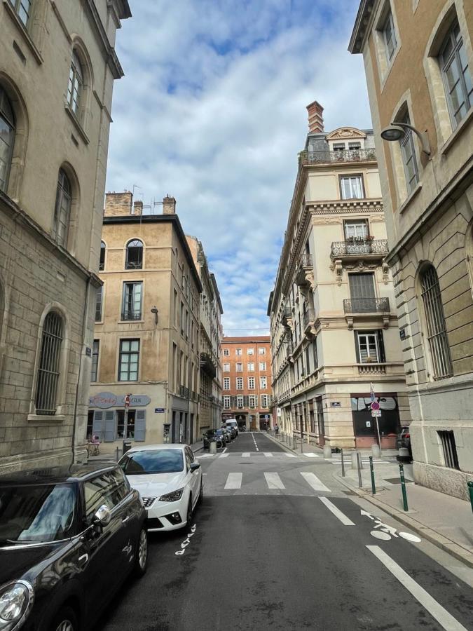 Unique! Maison Sur 1 Toit Avec Vue Extraordinaire! Apartment Lyon Exterior photo